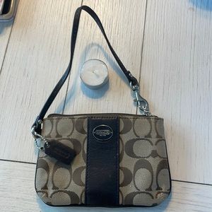 Coach wristlet cardholder coin wristlet
